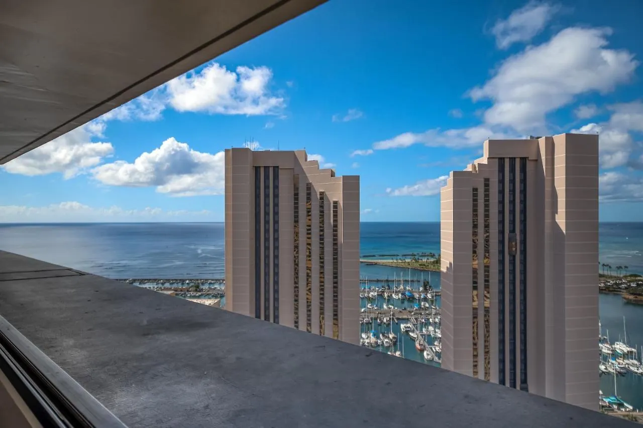 Marina Tower 3201 - 30-Night Minimum Hotel Honolulu